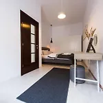 Apartmán Charming Old Town Flat With Mountain View Brašov
