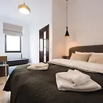 Charming Old Town Flat With Mountain View Brašov