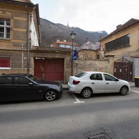 Apartman Charming Old Town Flat With Mountain View *