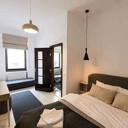 Apartman Charming Old Town Flat With Mountain View Brassó
