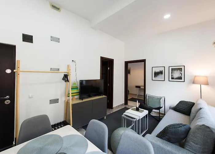 Charming Old Town Flat With Mountain View Brasov