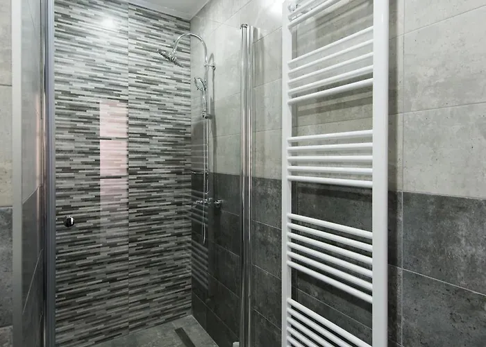 Charming Old Town Flat With Mountain View Brasov